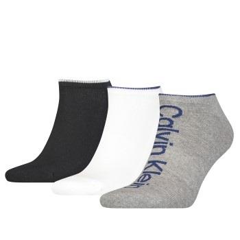 Calvin Klein Strumpor 3P Men Athleisure Sneaker Socks Grå/Svart One Si...