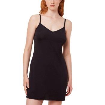 Triumph Body Make-Up Conscious Dress 01 Svart polyamid Large Dam