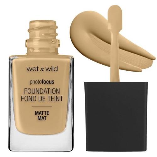 Wet n Wild Photo Focus Matte Foundation Golden Beige 30ml