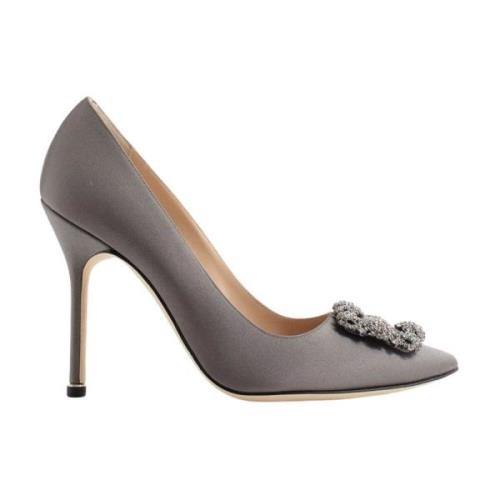 Manolo Blahnik Grå Satin Juvelspänne Pumps Gray, Dam