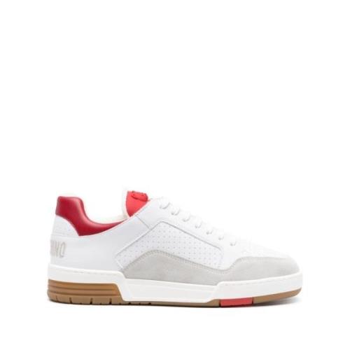 Moschino Perforerade Sneakers med Broderad Logotyp White, Herr