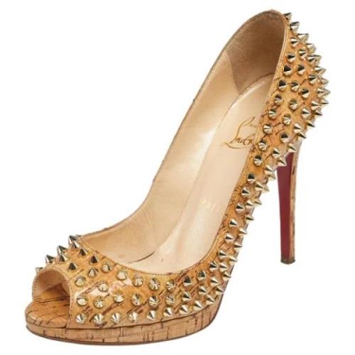 Christian Louboutin Pre-owned Pre-owned Tyg klackskor Beige, Dam