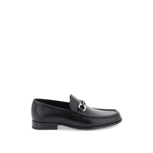 Salvatore Ferragamo Loafers i grained läder med Gancini-hardware Black...