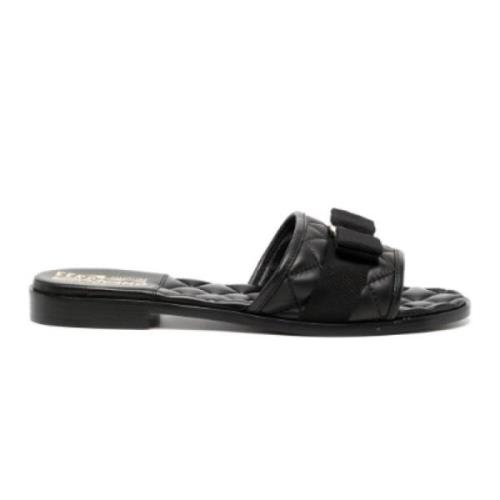 Salvatore Ferragamo Svart Vara Bow Quilted Slides Black, Dam