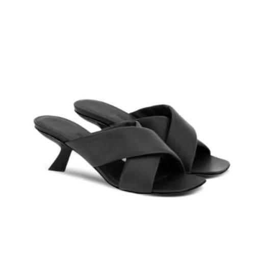 Salvatore Ferragamo Heeled Mules Black, Dam