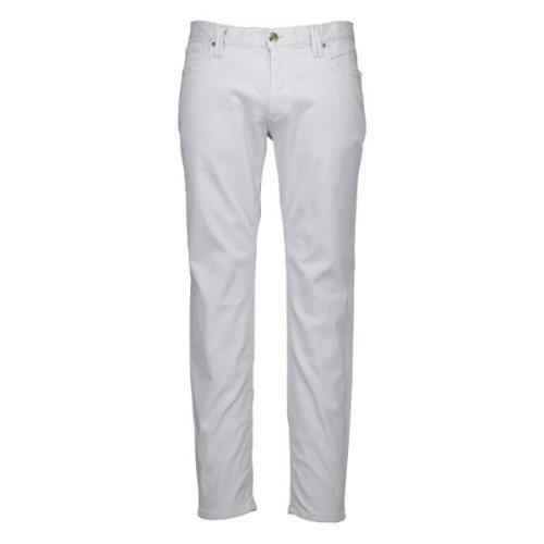 Alberto Jeans Gray, Herr