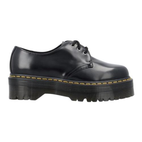 Dr. Martens Svarta Stängda Quad Snörskor Black, Dam