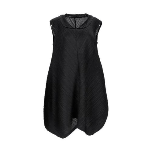 Issey Miyake Pre-owned Pre-owned Polyester klnningar Black, Dam