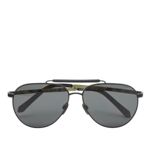 Burberry Vintage Pre-owned Metall solglasgon Black, Dam