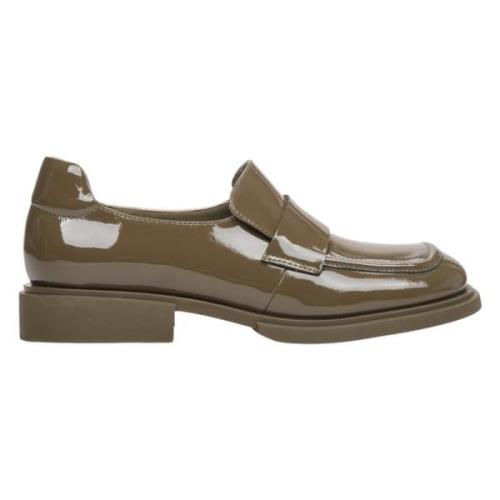 Estro Kvinnors Khaki Lackläder Loafers Er00113575 Green, Dam