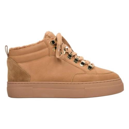 Estro Kvinnors Bruna High-Top Sneakers tillverkade av Äkta Nubuck Er00...