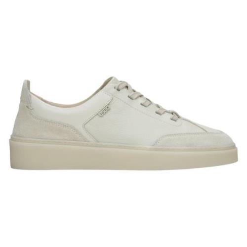 Estro Kvinnors Beige Låga Top Sneakers tillverkade av Äkta Italienskt ...