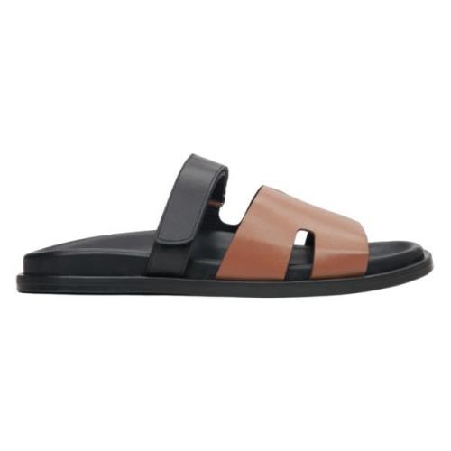 Estro Kvinnors Brun & Svart Läder Slide Sandaler Er00115100 Multicolor...