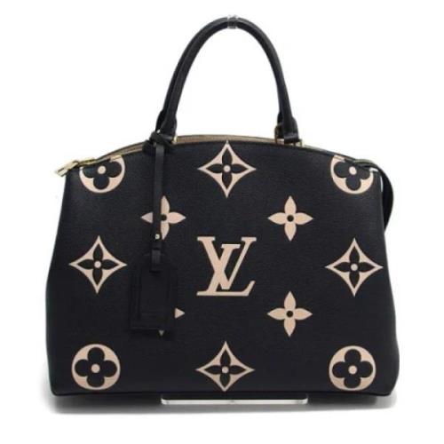 Louis Vuitton Vintage Pre-owned Tyg louis-vuitton-vskor Black, Dam