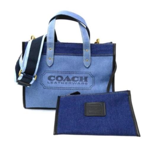 Coach Pre-owned Pre-owned Tyg axelremsvskor Blue, Dam