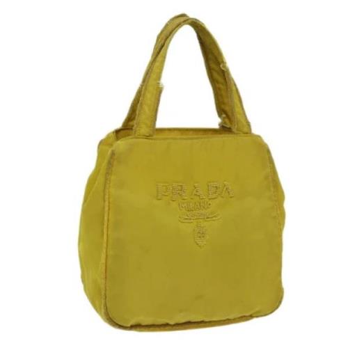 Prada Vintage Pre-owned Nylon handvskor Yellow, Dam