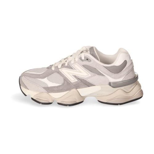 New Balance Velour och Läder Sneaker med Dual-Density Mellansula Beige...