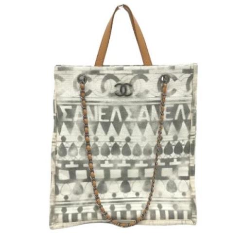 Chanel Vintage Pre-owned Canvas chanel-vskor Gray, Dam