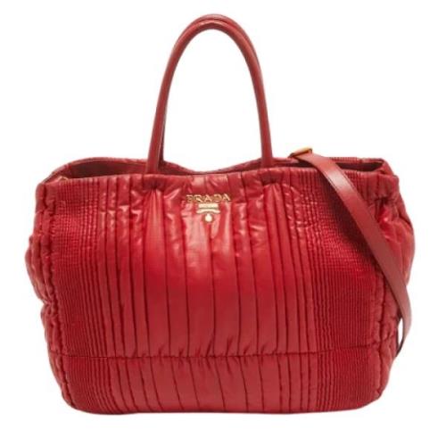 Prada Vintage Pre-owned Laeder totevskor Red, Dam