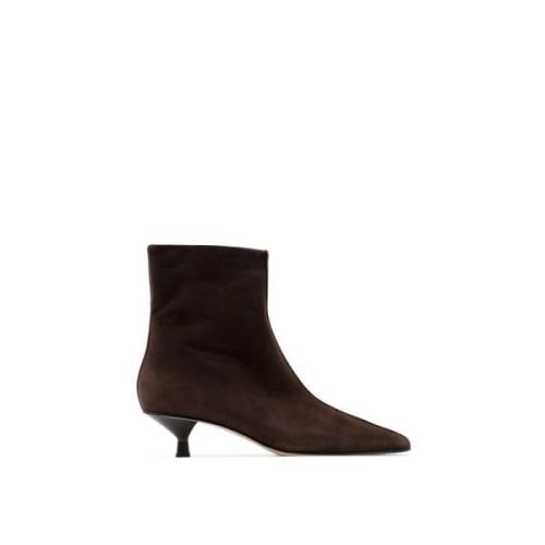 Parallele Historisk Denver Bootie Brown, Dam