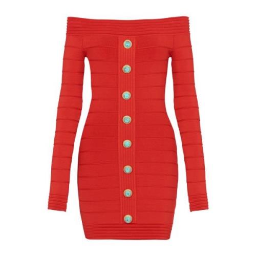 Balmain Stickad klänning med off-shoulder och ribbdetaljer Red, Dam