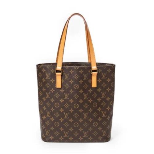 Louis Vuitton Vintage Pre-owned Belagd canvas axelremsvskor Brown, Dam