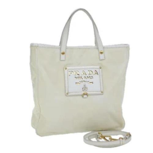 Prada Vintage Pre-owned Nylon prada-vskor Beige, Dam