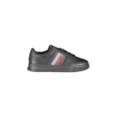 Tommy Hilfiger Svart Sneaker med Kontrastdetaljer Black, Herr