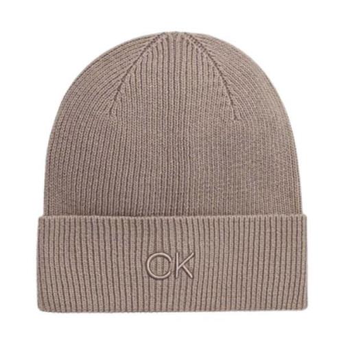 Calvin Klein Broderad Fin Rib Beanie Mössa Beige, Dam