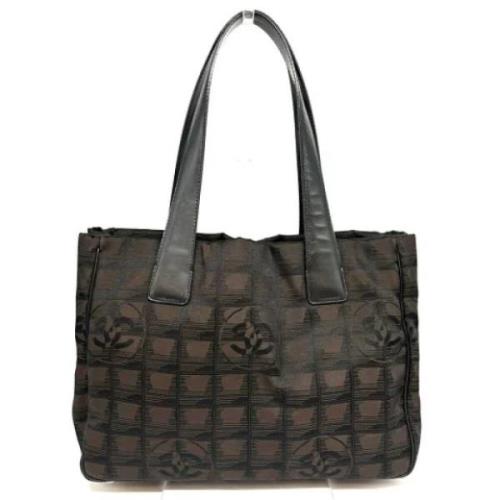 Chanel Vintage Pre-owned Nylon chanel-vskor Brown, Dam