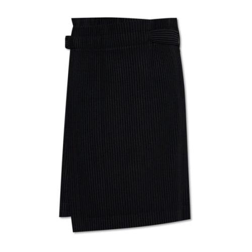 Issey Miyake Veckade shorts med bälte Black, Herr