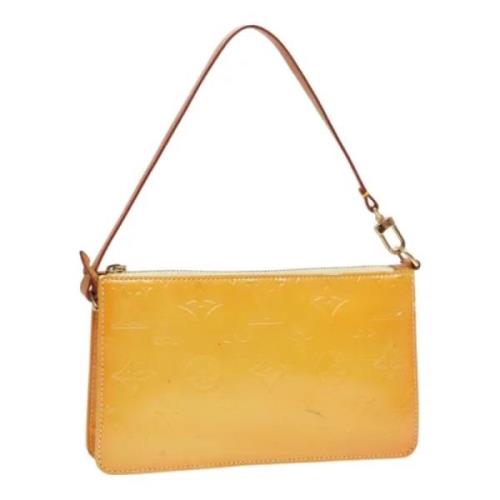 Louis Vuitton Vintage Pre-owned Laeder kuvertvskor Yellow, Dam