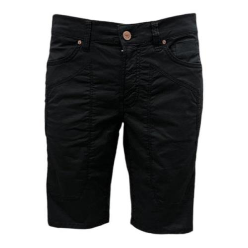 Jeckerson Svarta bomullsbermuda-shorts med 5 fickor Black, Herr