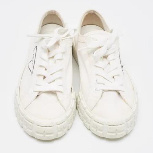 Prada Vintage Pre-owned Canvas sneakers White, Dam