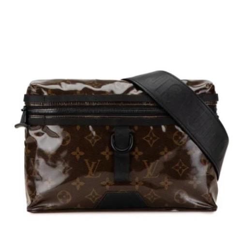 Louis Vuitton Vintage Pre-owned Canvas axelremsvskor Brown, Dam