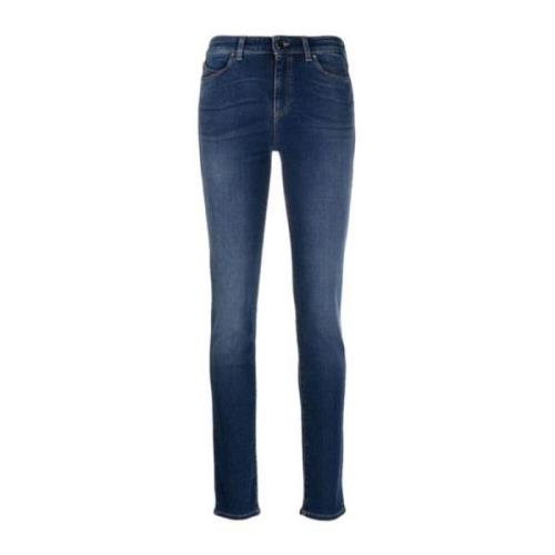 Emporio Armani Slim Fit Denim Jeans med Läderlogotyp Blue, Dam