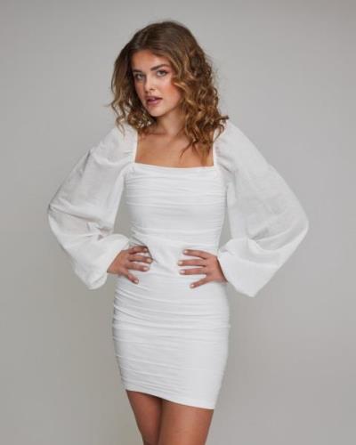 Nelly - Vit - Little Ruched Dress