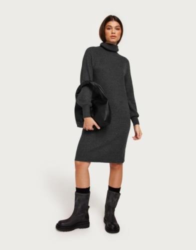 Only - Grå - Onlsasha L/S Rollneck Dress Knt Noo