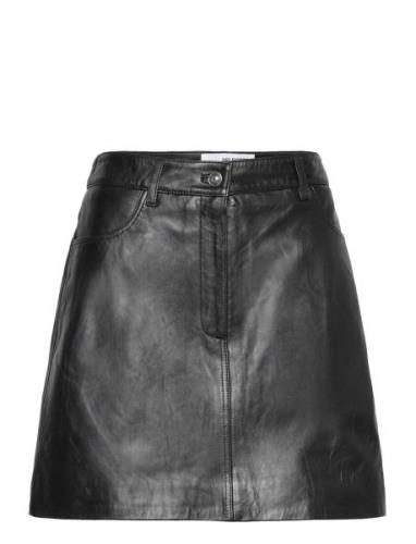 Selected Femme Slfbeatrice Mw Mini Leather Skirt B Svart