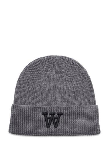 Double A By Wood Wood Vin Logo Beanie Grå