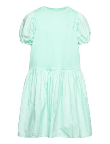 Chikako Dresses & Skirts Dresses Casual Dresses Short-sleeved Casual D...