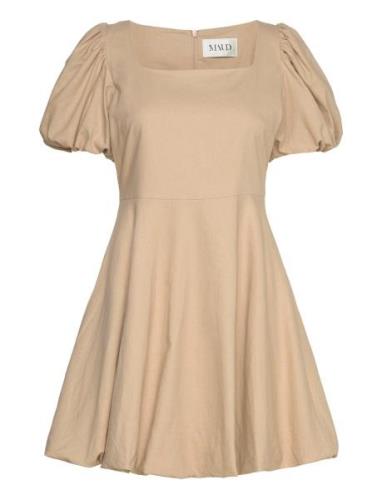 Camilla Dress Kort Klänning Beige MAUD