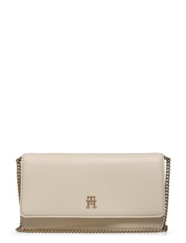 Th Refined Chain Crossover Bags Crossbody Bags Cream Tommy Hilfiger