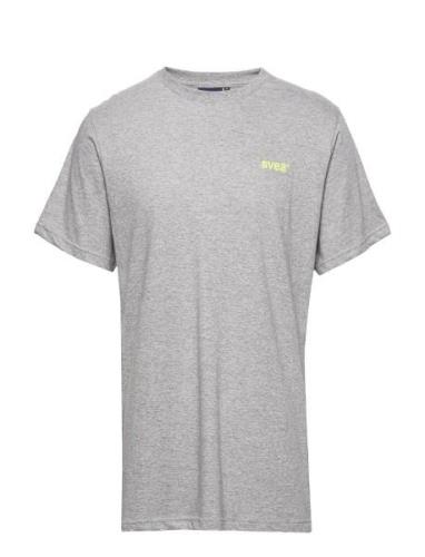 Svea R Small Chest Logo T-Shirt Tops T-shirts Short-sleeved Grey Svea