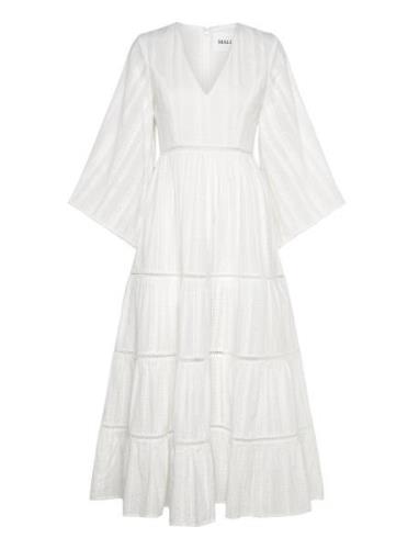 Malina Vanessa Wide Sleeve Embroidered Cotton Maxi Dress Vit