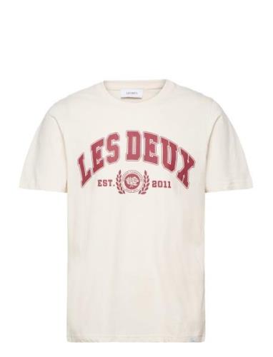 University T-Shirt Tops T-shirts Short-sleeved Cream Les Deux