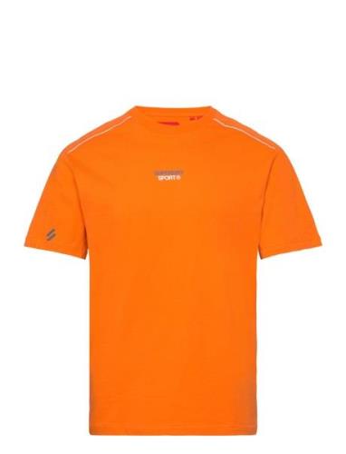 Sport Tech Logo Relaxed Tee Sport T-shirts Short-sleeved Orange Superd...