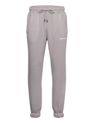 SIXTH JUNE Essentiel Joggers Pants Grå